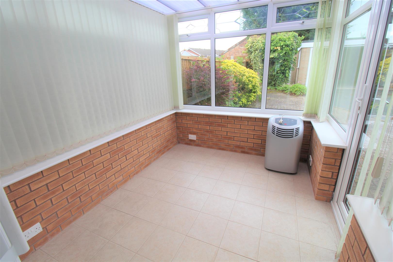 Field Avenue, Baddeley Green, Stoke-On-Trent